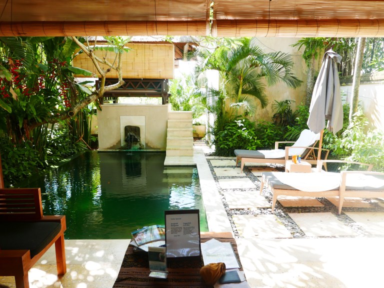 p1040344_33720399056_o