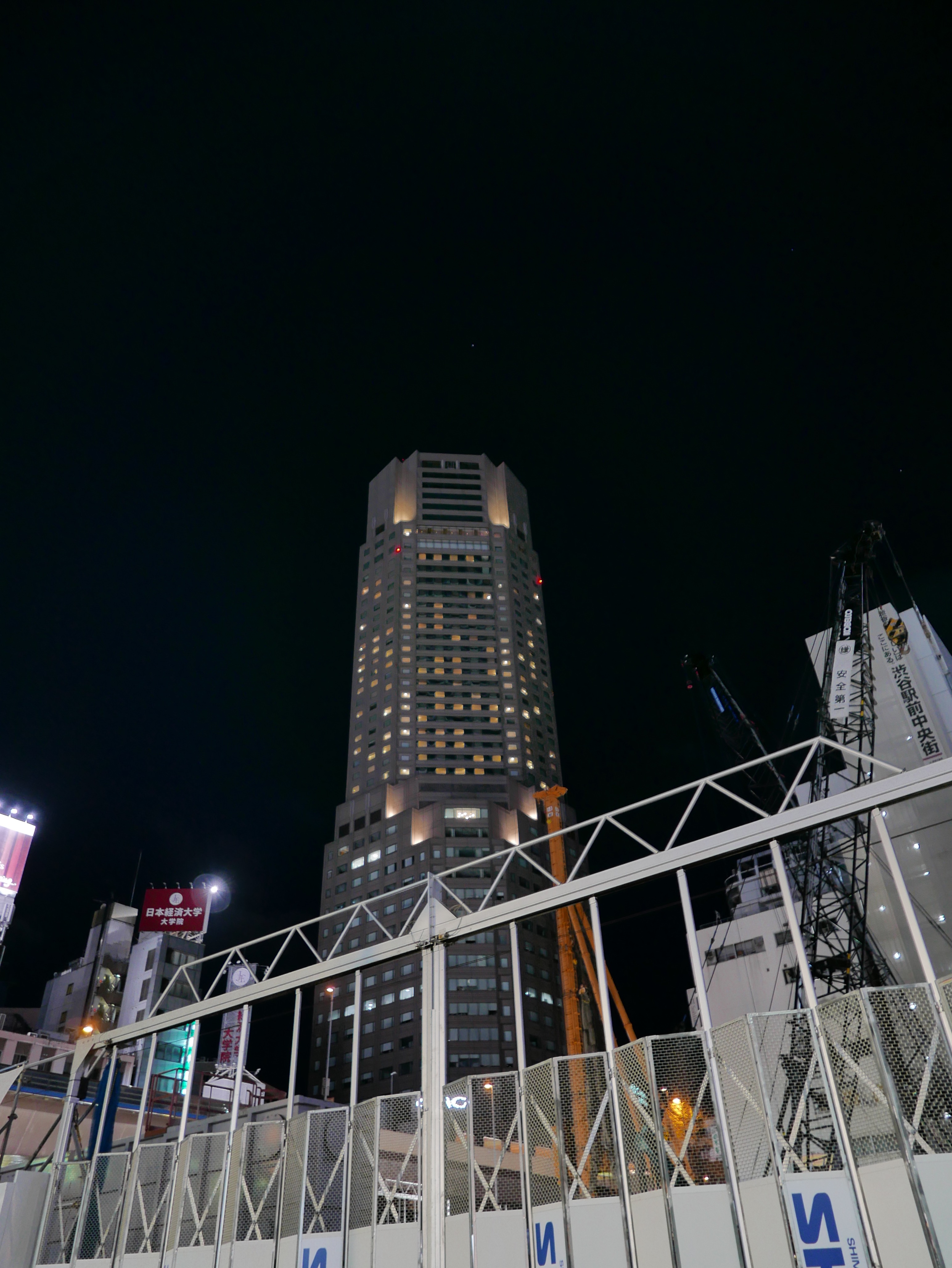 p1050194_33733538936_o